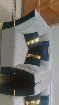 l shape sofa plus dewN with tables and 4 stol
