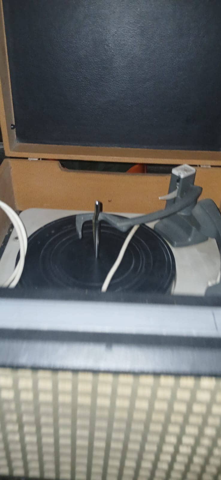 Record player/turntable 5