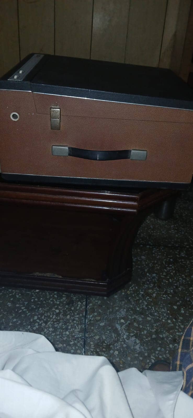 Record player/turntable 6