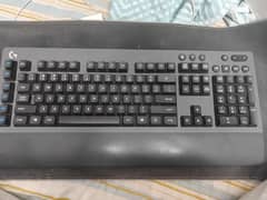Logitech G613
