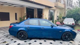 Bmw 530i Total genuine blue mystic color