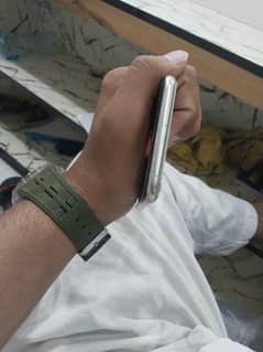 I phone xsmax only whats app contact 0310/135/30/32