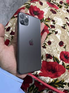Iphone 11 pro max 512gb both sims pta approved