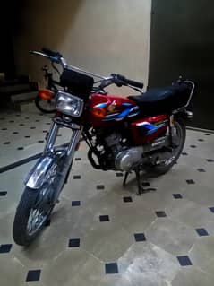 CG125