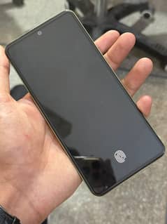 am selling Vivo y100 8/256 Dual Sim Urgent sale