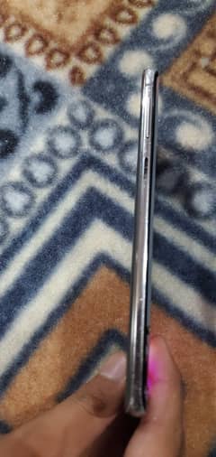 Samsung s10 8/128
