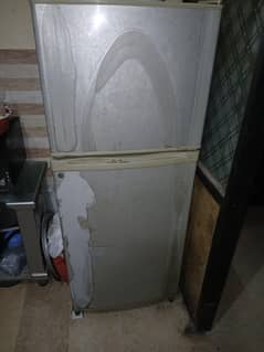 dawlance fridge
