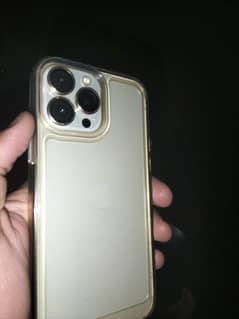 10 / 10 condition 100 battery health