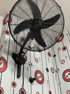 Mega Bracket Fan 18" ( New )