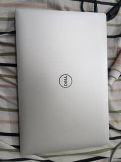 Dell XPS 15 7590  (4GB 1650m Gpu 4k UHD Ips Display)