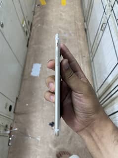 Apple iphone 7 plus brand new condition delivery all over Pakistan