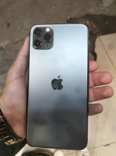 256gb waterpack 10by 10 trutune face id ok just by and use