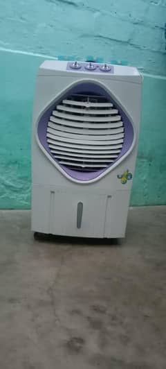 Super Bright (AC Alternative Current) Room cooler