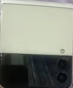 z flip 3 one hand use