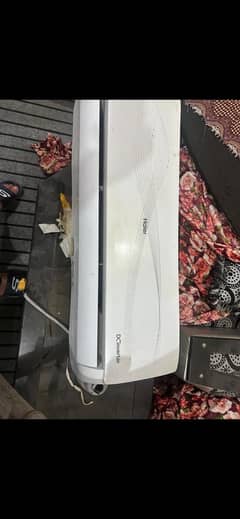 Haier 1.5 ton dc inverter Ac heat and cool urgent sell