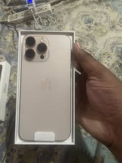 Iphone 16 pro max box khola hai mobile un active hai