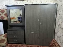 Furniture Set (Condition 9/10)