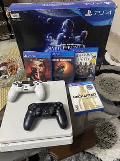 PlayStation 4 Slim White | Box + 2 Controllers + 4 Games
