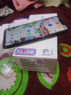 nova 3i 4Gb 128gb lush condition family use mobile box charger