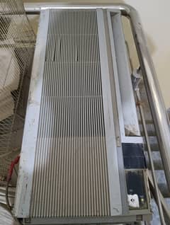 Ship AC