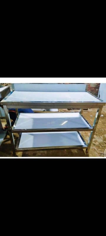warking table making table preparation table is in pure ss 5