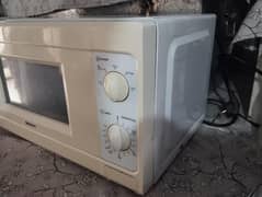 Orient Microwave oven  10/10