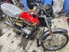 Honda 125 2025 gold edition special