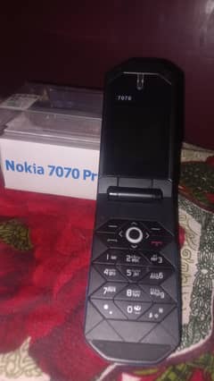 Nokia 7070 prism