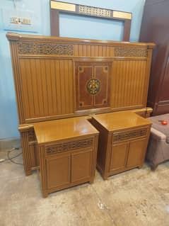 king size double bed/ Double bed with 2 side tables/Double bed Gujrat