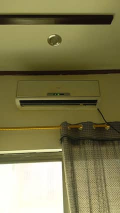 1 ton Haier Non inverter AC