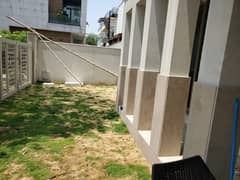 Brand New 500 Square Yards House Available In F-8 For sale