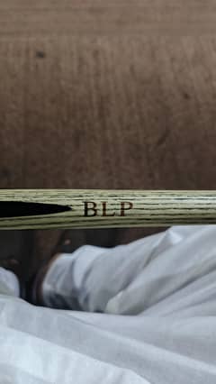 snooker cue for sale BLP only 2 month use 9.7. mm