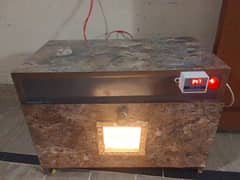 75 Eggs incubater