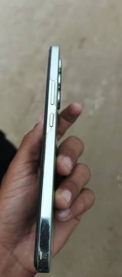 vivo y100 10by10 condition 8gb 128gb all ok