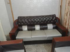 6 Seater Sofa for urgent sale