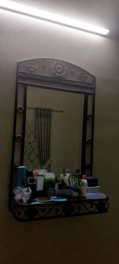 Bed & Wardrobe