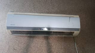 Gree 1.5 ton split ac Non inverter