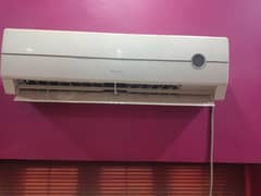 Gree 1.5 ton split ac Non inverter