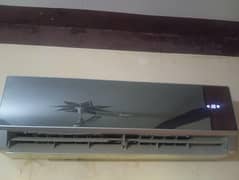 Gree 1.5 ton spilt ac glass door