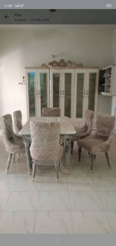 DINNING TABLE