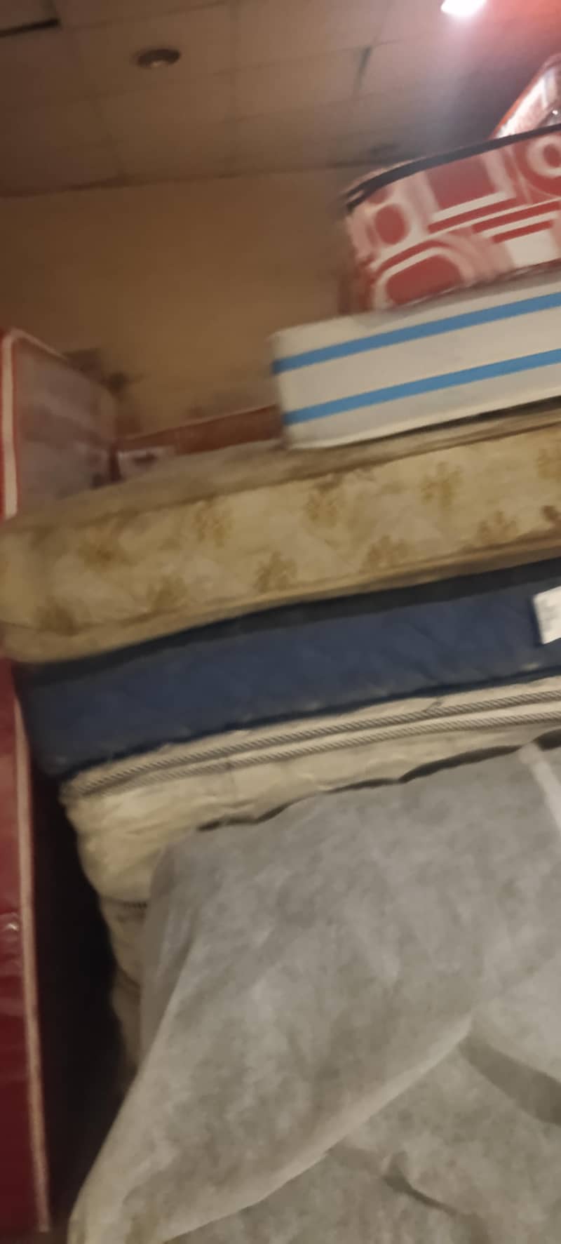 OLD MATTRESSES FOAM AND SPRING SINGLE & DOUBLE 2