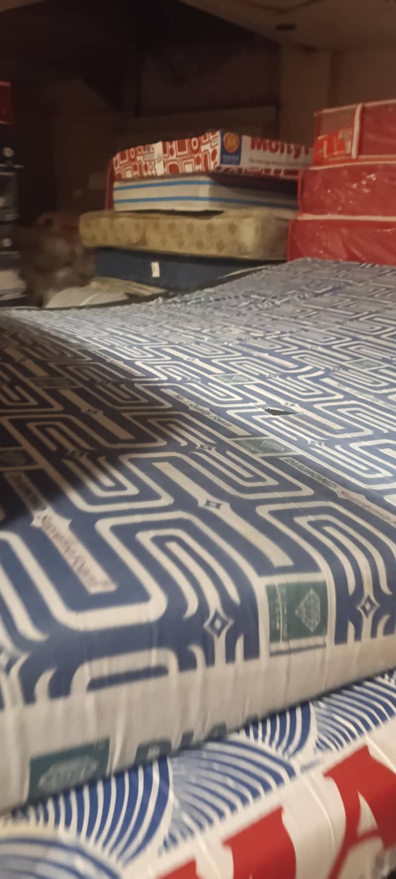 OLD MATTRESSES FOAM AND SPRING SINGLE & DOUBLE 8