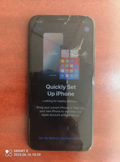 Apple iPhone XS 4/64 GB iOS 18.5 Screen Crack