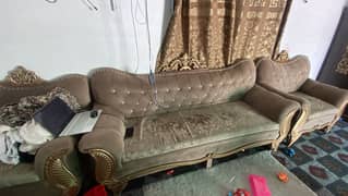 Luxury 5 seater sofa set with luxury table