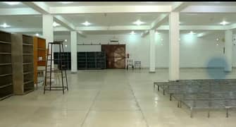 Triple story insulated building. 31500 Square Feet Warehouse For Rent In Industrial Estate ( Temperature control building )
