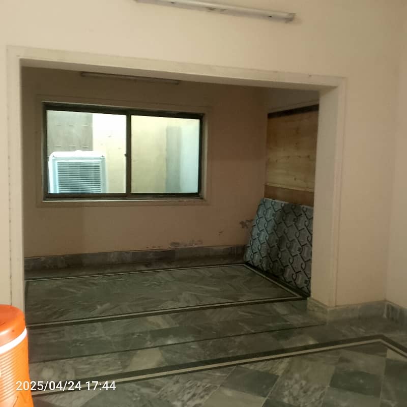 A Complete Installed And Ready Setup For Hatchery (Hatching) Of Poultry Purposes. 12