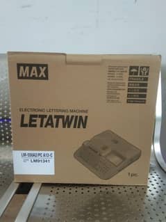 Max Letatwin LM550A/PC Lettering Machine