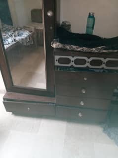 Dressing Miror