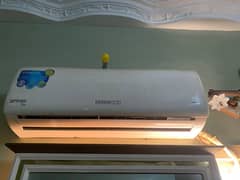 1ton ac Kenwood