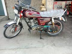 Honda 125 Model 2016/17 Lahore Panajab Number